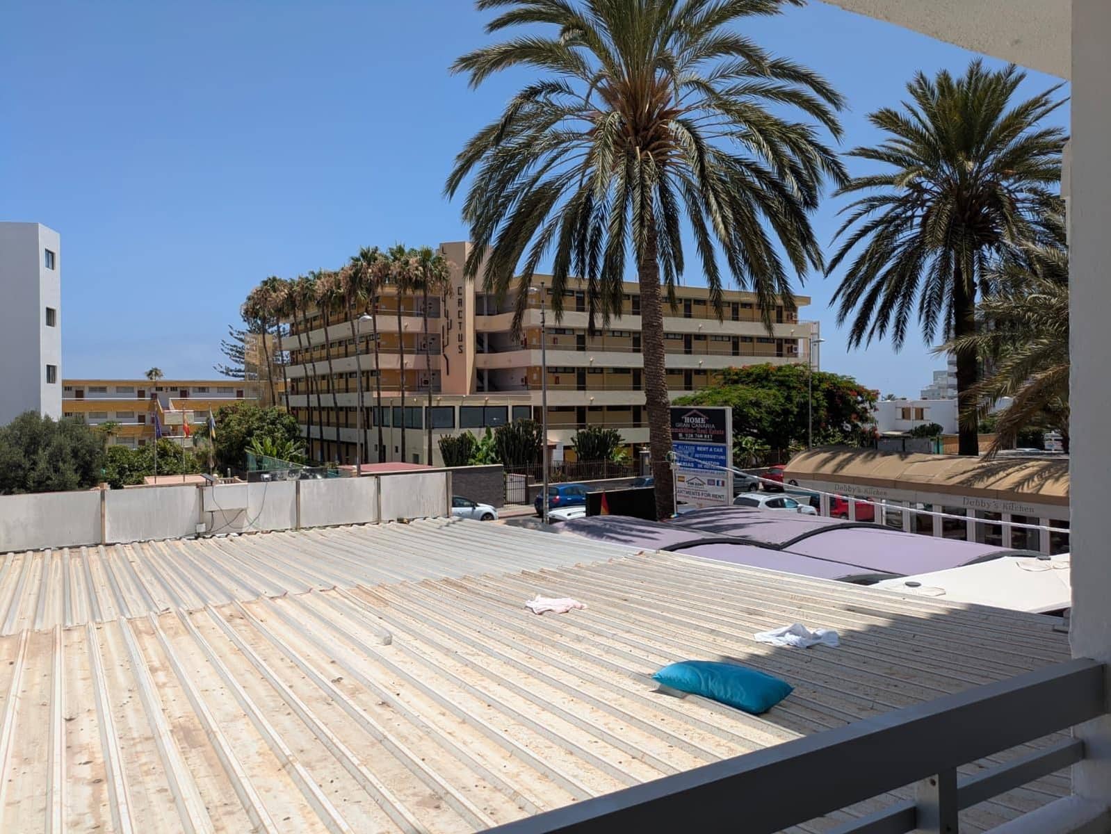 1 bedroom Apartment for sale in Playa del Ingles with pool - € 250,000 (Ref: 9942505)