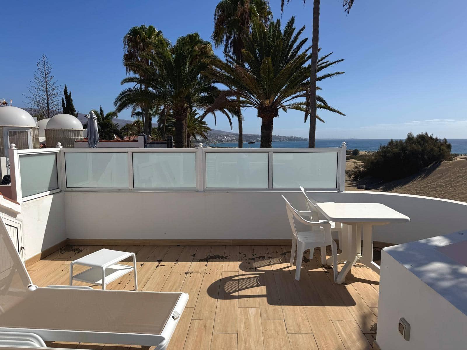 Pareado de 2 habitaciones en Playa del Inglés en venta con piscina - 1.000.000 € (Ref: 9954216)