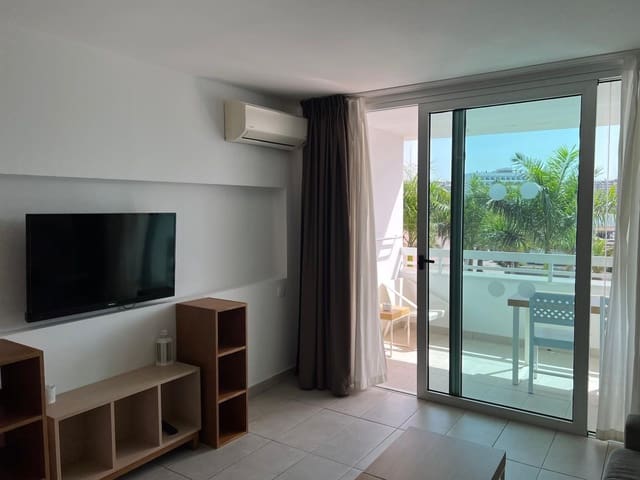 1 bedroom Flat for sale in Playa del Inglés, San Bartolomé de Tirajana with pool - € 199,000 (Ref: 9982978)