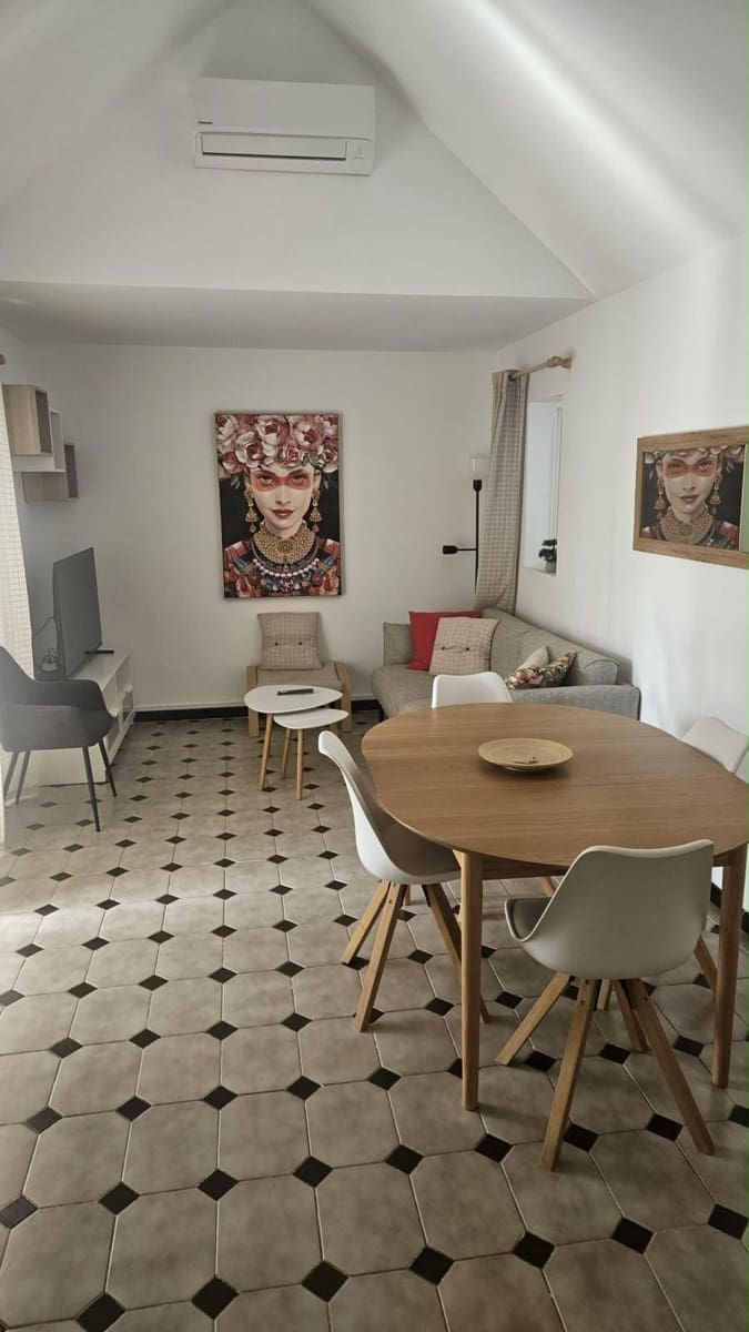 3 makuuhuone Bungalow vuokrattavana paikassa Maspalomas mukana uima-altaan 
autotalli - 1 950 € (Ref: 9997116)
