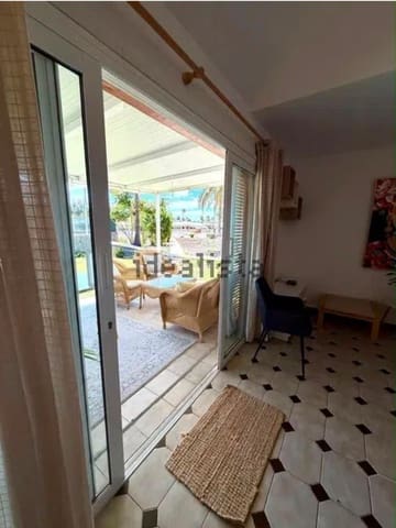 3 makuuhuone Bungalow vuokrattavana paikassa Maspalomas, San Bartolomé de Tirajana mukana uima-altaan 
autotalli - 1 950 € (Ref: 9997116)