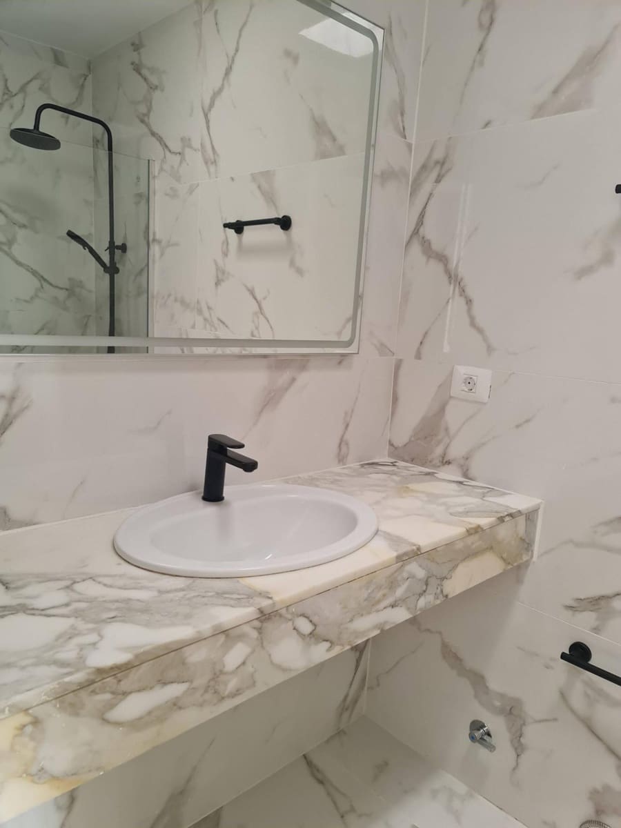 2 Zimmer Bungalow zu vermieten in San Bartolome de Tirajana mit Pool - 1.200 € (Ref: 9998802)