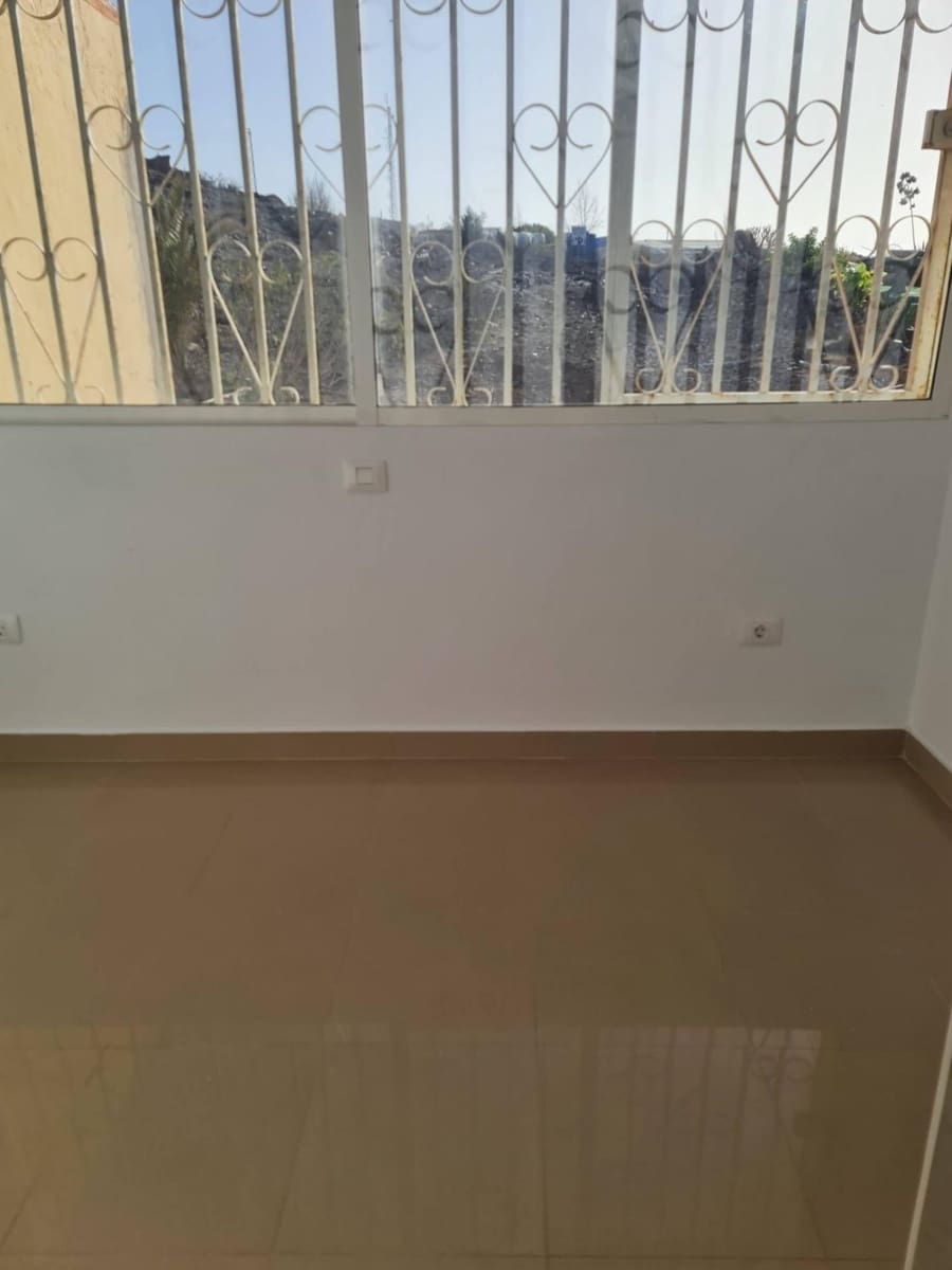 2 Zimmer Bungalow zu vermieten in San Bartolome de Tirajana mit Pool - 1.200 € (Ref: 9998802)