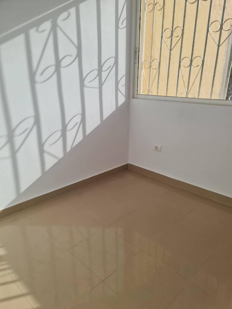 2 Zimmer Bungalow zu vermieten in San Bartolome de Tirajana mit Pool - 1.200 € (Ref: 9998802)