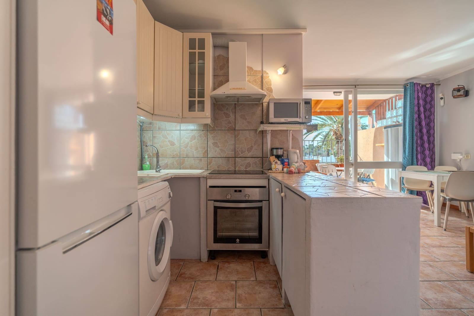 1 soverom Leilighet til salgs i Costa del Silencio med svømmebasseng garasje - € 219 000 (Ref: 10004983)