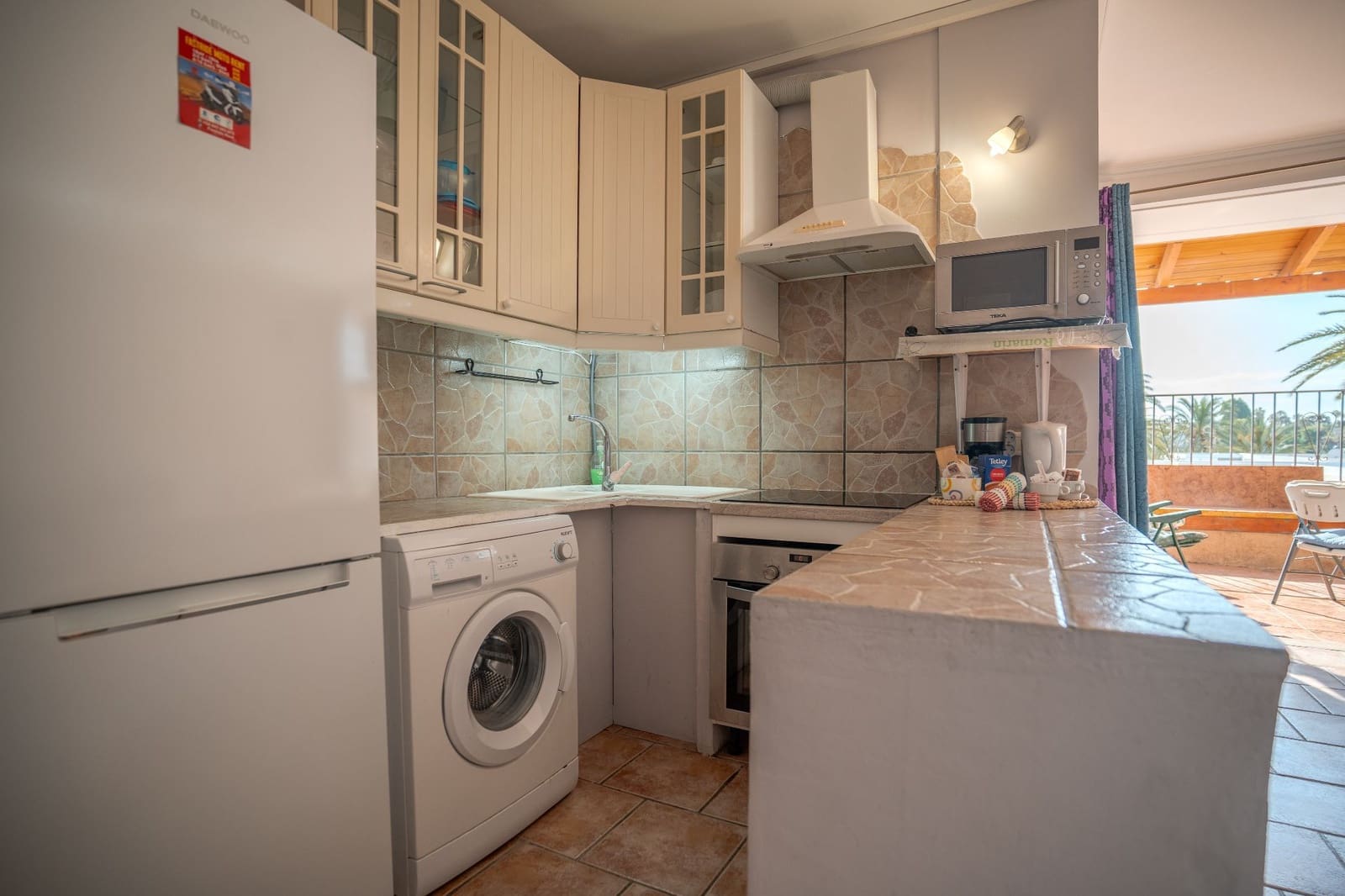 1 soverom Leilighet til salgs i Costa del Silencio med svømmebasseng garasje - € 219 000 (Ref: 10004983)