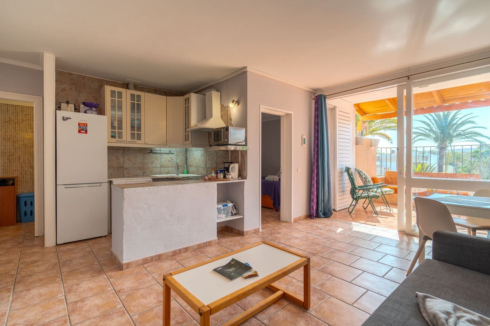 1 soverom Leilighet til salgs i Costa del Silencio med svømmebasseng garasje - € 219 000 (Ref: 10004983)