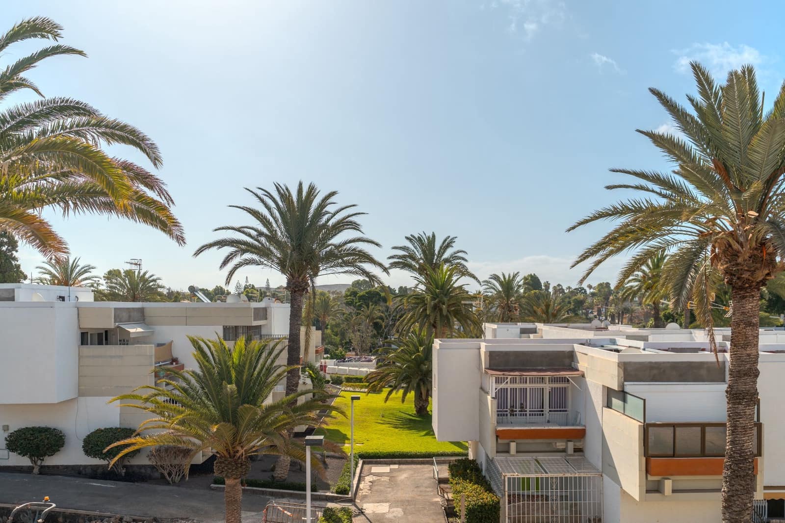1 soverom Leilighet til salgs i Costa del Silencio med svømmebasseng garasje - € 219 000 (Ref: 10004983)