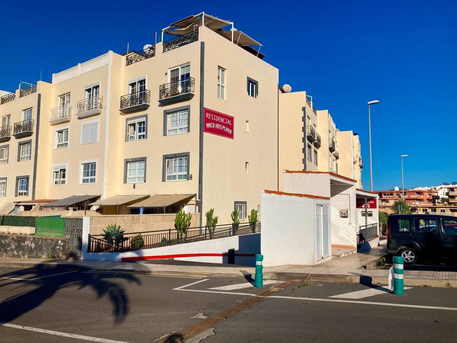 2 bedroom Penthouse for sale in Costa Adeje with pool garage - € 370,000 (Ref: 10008296)