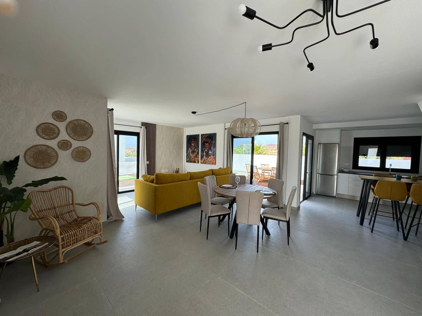 4 bedroom Villa for sale in Golf del Sur with pool garage - € 749,900 (Ref: 10012800)