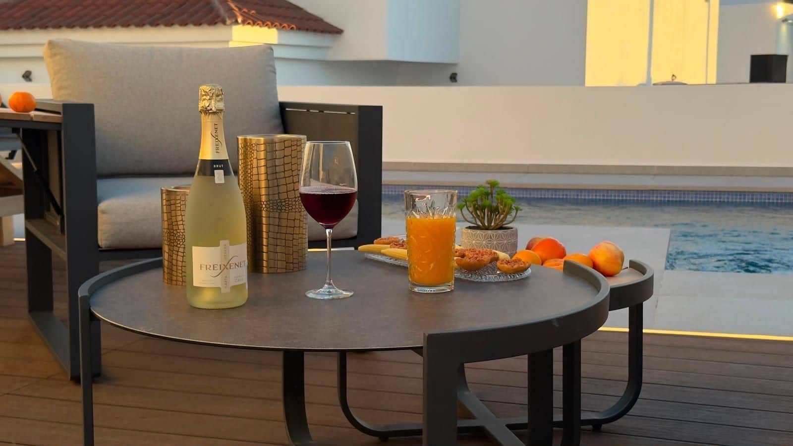 4 bedroom Villa for sale in Golf del Sur with pool garage - € 749,900 (Ref: 10012800)