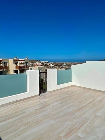 2 makuuhuone Kattohuoneisto myytävänä paikassa La Tejita, Granadilla de Abona - 345 000 € (Ref: 10021955)