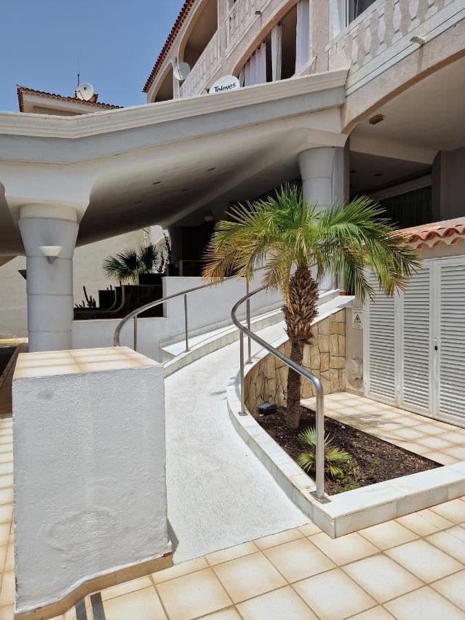 2 sovrum Lägenhet till salu i Chayofa med pool - 299 000 € (Ref: 10023538)