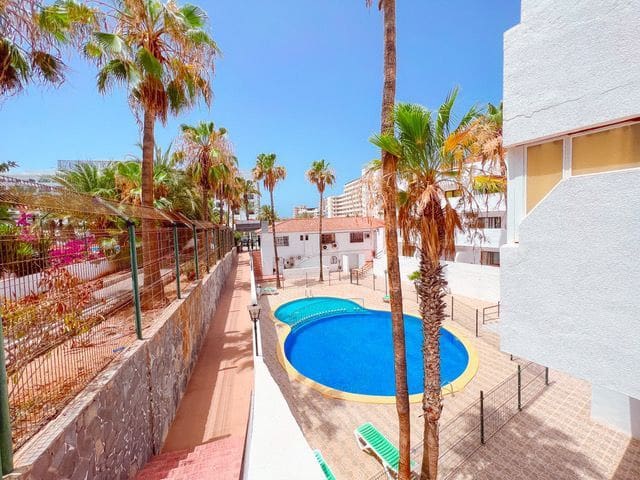 1 quarto Apartamento para venda em Playa de las Americas com piscina - 245 000 € (Ref: 10026709)