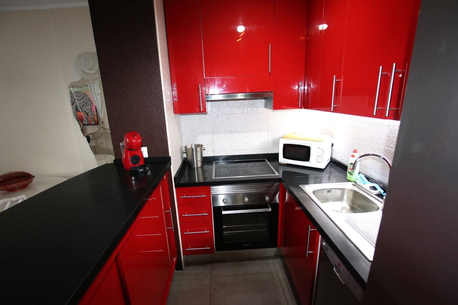 2 bedroom Apartment for sale in Los Cristianos - € 390,000 (Ref: 10031436)