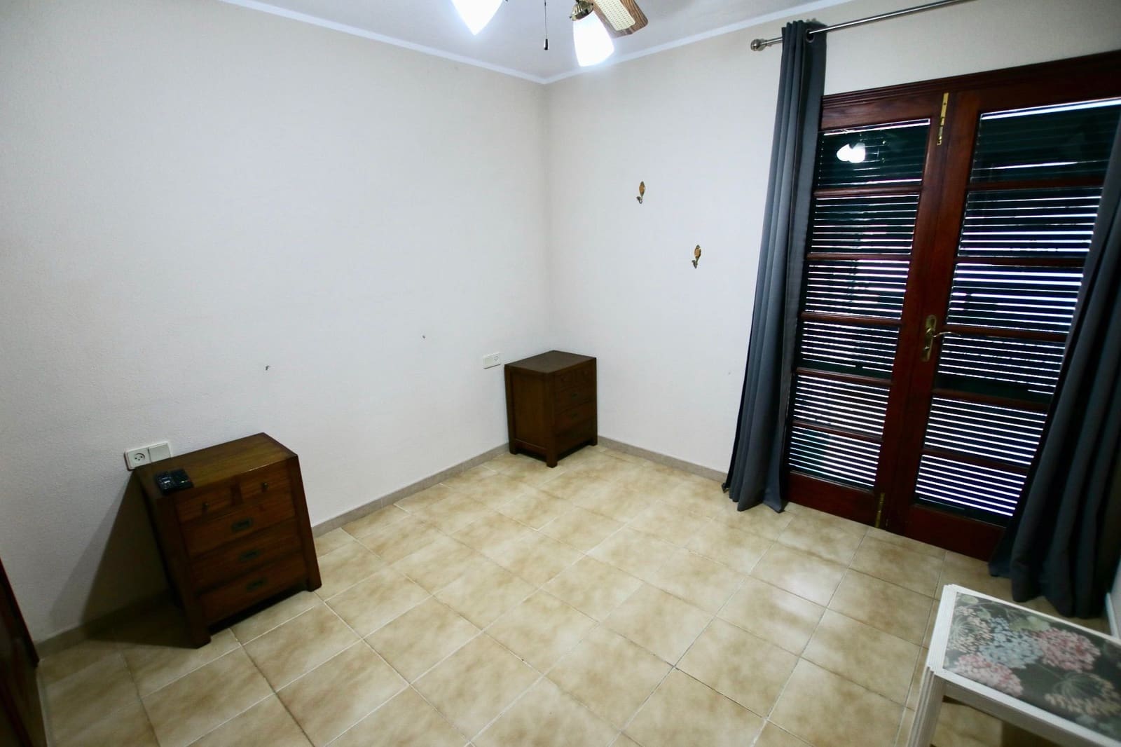 2 bedroom Apartment for sale in Los Cristianos - € 390,000 (Ref: 10031436)