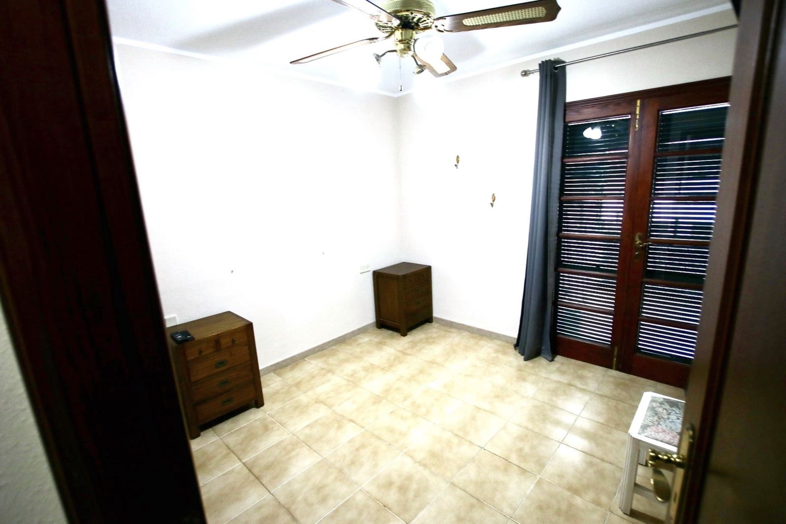 2 bedroom Apartment for sale in Los Cristianos - € 390,000 (Ref: 10031436)