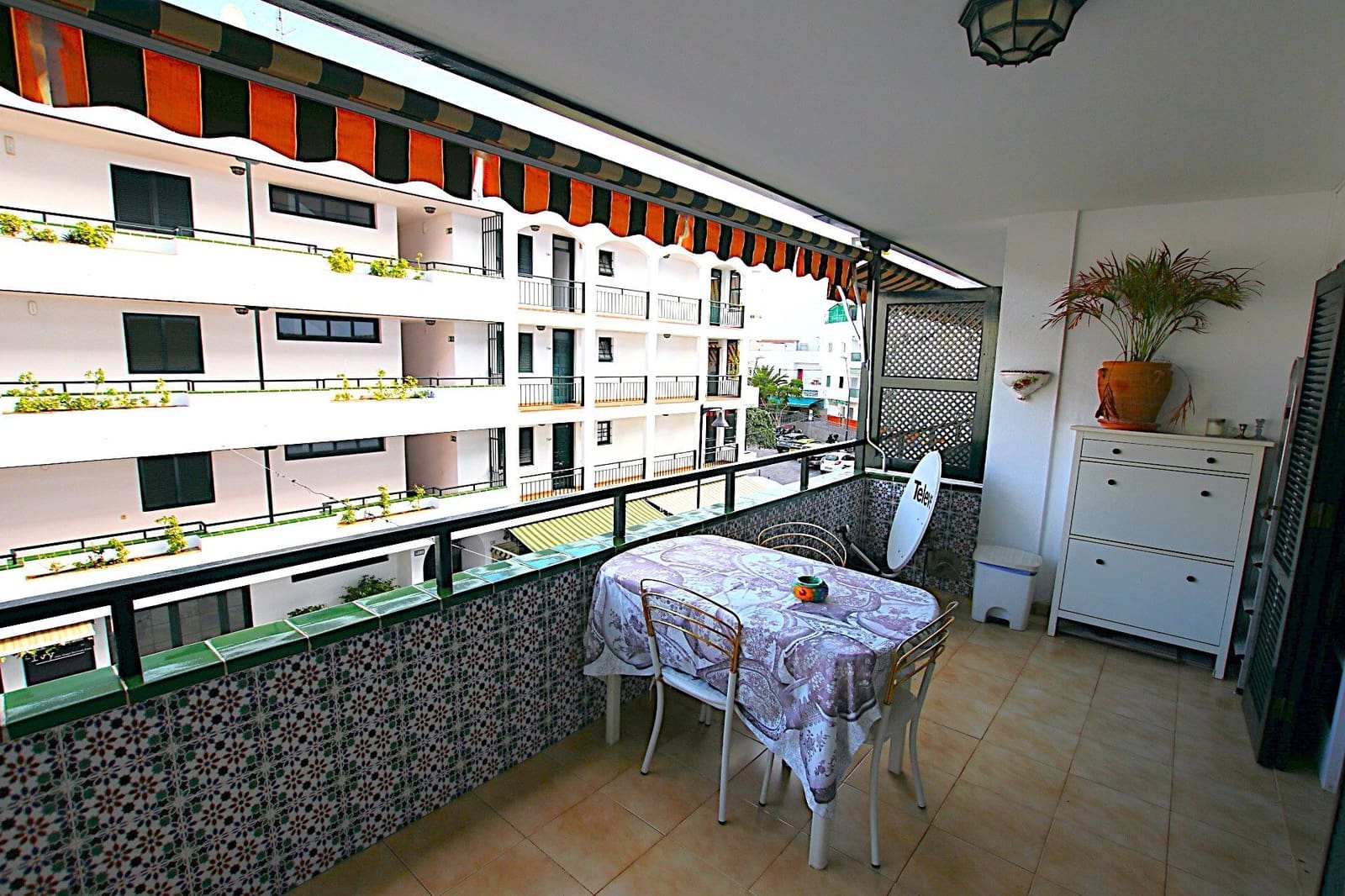 2 bedroom Apartment for sale in Los Cristianos - € 390,000 (Ref: 10031436)