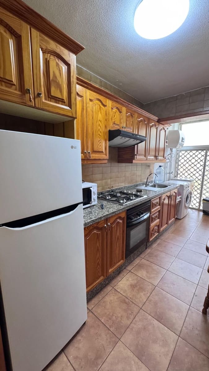 3 bedroom Apartment for sale in Los Cristianos with pool garage - € 380,000 (Ref: 10036330)