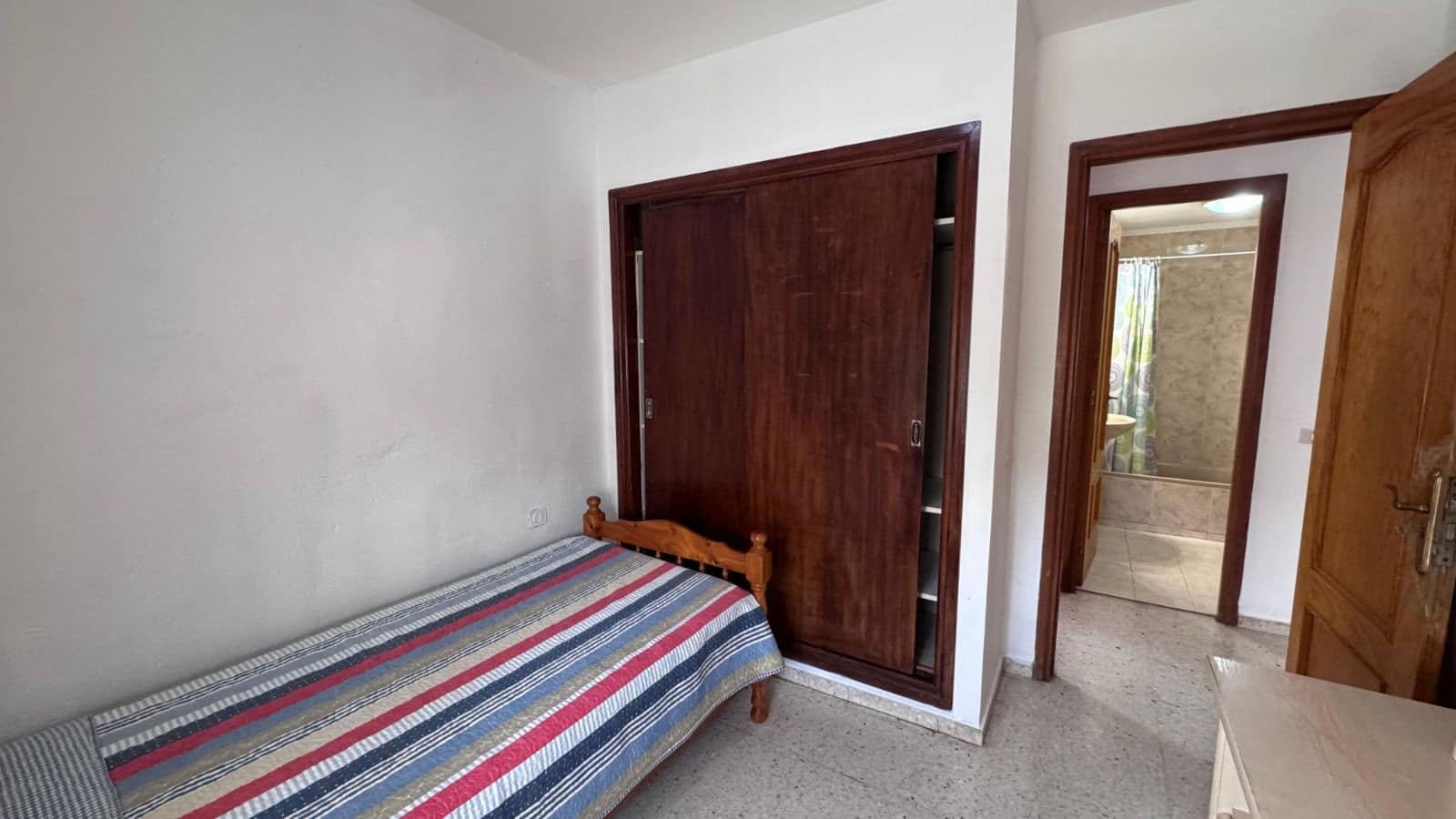 3 bedroom Apartment for sale in Los Cristianos with pool garage - € 380,000 (Ref: 10036330)