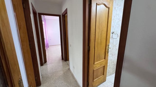 3 bedroom Apartment for sale in Los Cristianos, Arona with pool garage - € 380,000 (Ref: 10036330)