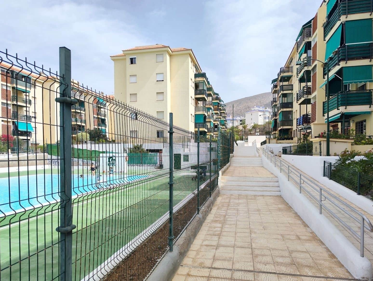 3 bedroom Apartment for sale in Los Cristianos with pool garage - € 380,000 (Ref: 10036330)