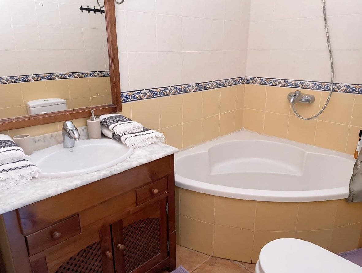 4 slaapkamer Villa te koop in El Sauzal met zwembad garage - € 590.000 (Ref: 10042480)