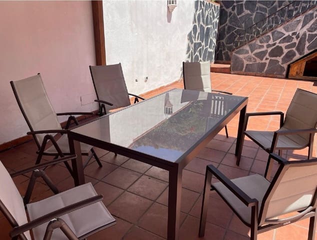 4 slaapkamer Villa te koop in El Sauzal met zwembad garage - € 590.000 (Ref: 10042480)