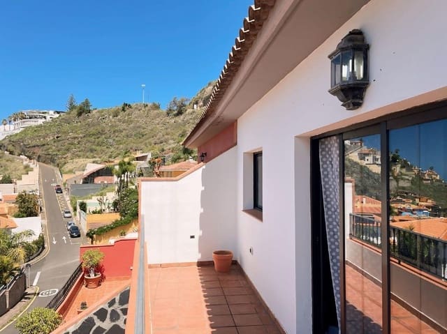 4 slaapkamer Villa te koop in El Sauzal met zwembad garage - € 590.000 (Ref: 10042480)