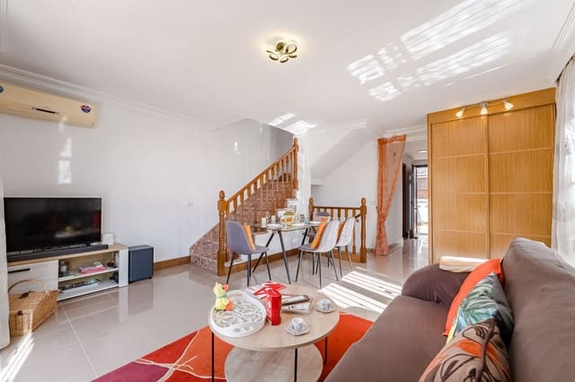 3 sovrum Semi-fristående Villa till salu i El Madroñal, Adeje med pool garage - 790 000 € (Ref: 10074886)