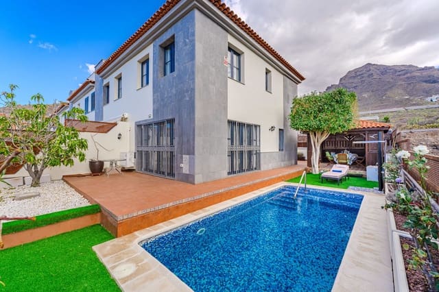 3 sovrum Semi-fristående Villa till salu i El Madroñal, Adeje med pool garage - 790 000 € (Ref: 10074886)