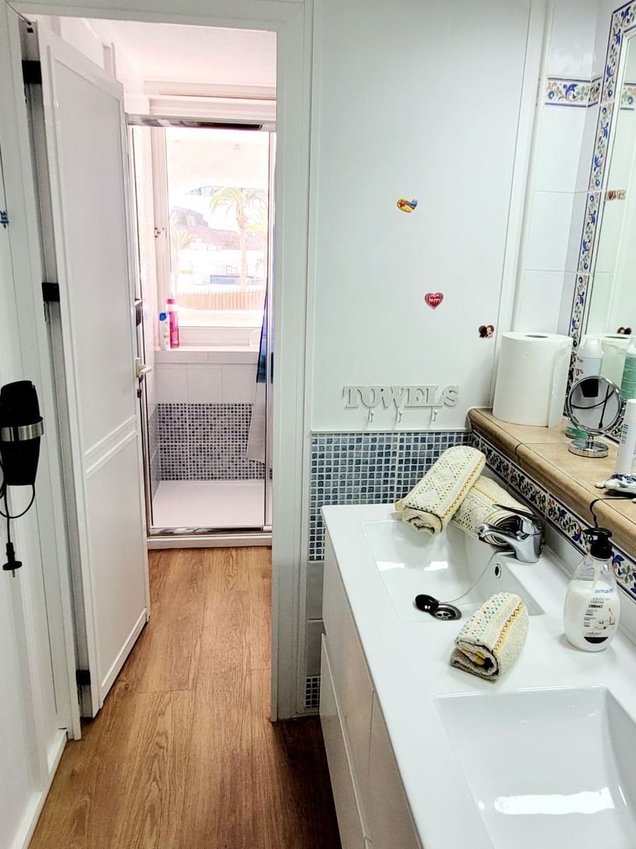 Apartamento de 2 habitaciones en Costa Adeje en venta - 315.000 € (Ref: 10094165)