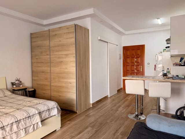 Apartamento en Costa Adeje, Adeje en venta con piscina - 209.000 € (Ref: 10094166)