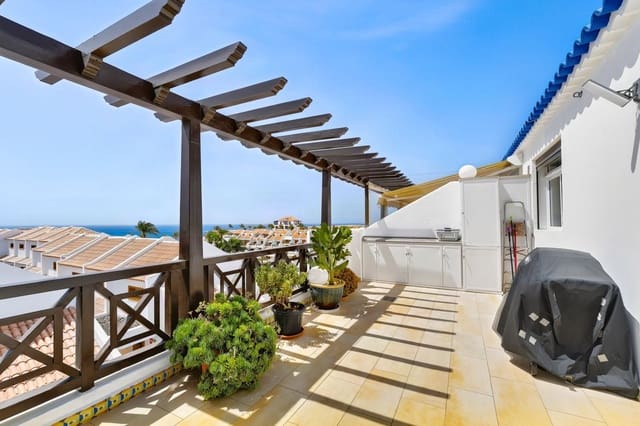 2 slaapkamer Penthouse te koop in Playa de las Americas, Arona met zwembad garage - € 1.480.000 (Ref: 10113554)