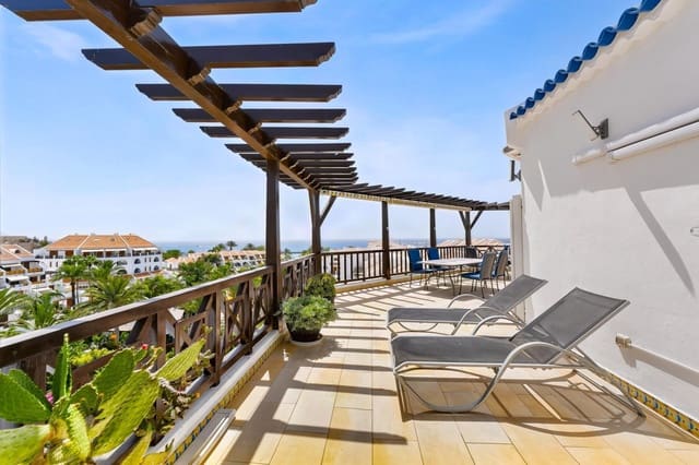 2 slaapkamer Penthouse te koop in Playa de las Americas, Arona met zwembad garage - € 1.480.000 (Ref: 10113554)