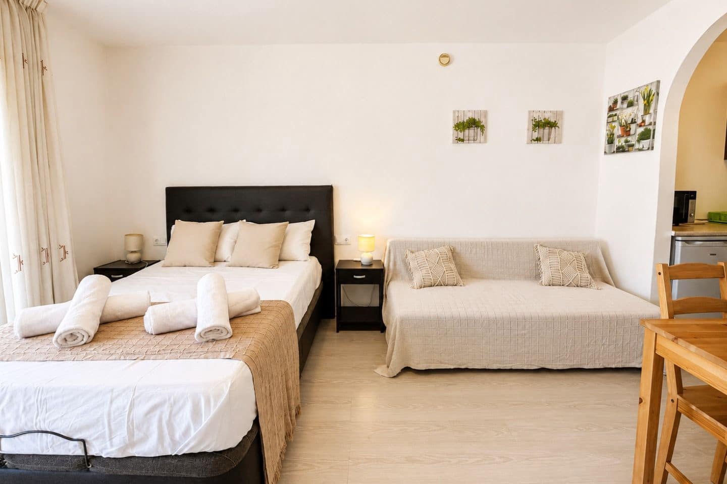 Appartement te koop in Playa de las Americas met zwembad - € 239.000 (Ref: 10113555)