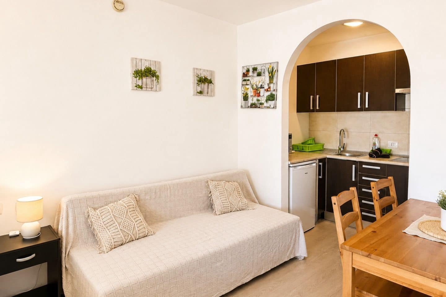 Appartement te koop in Playa de las Americas met zwembad - € 239.000 (Ref: 10113555)