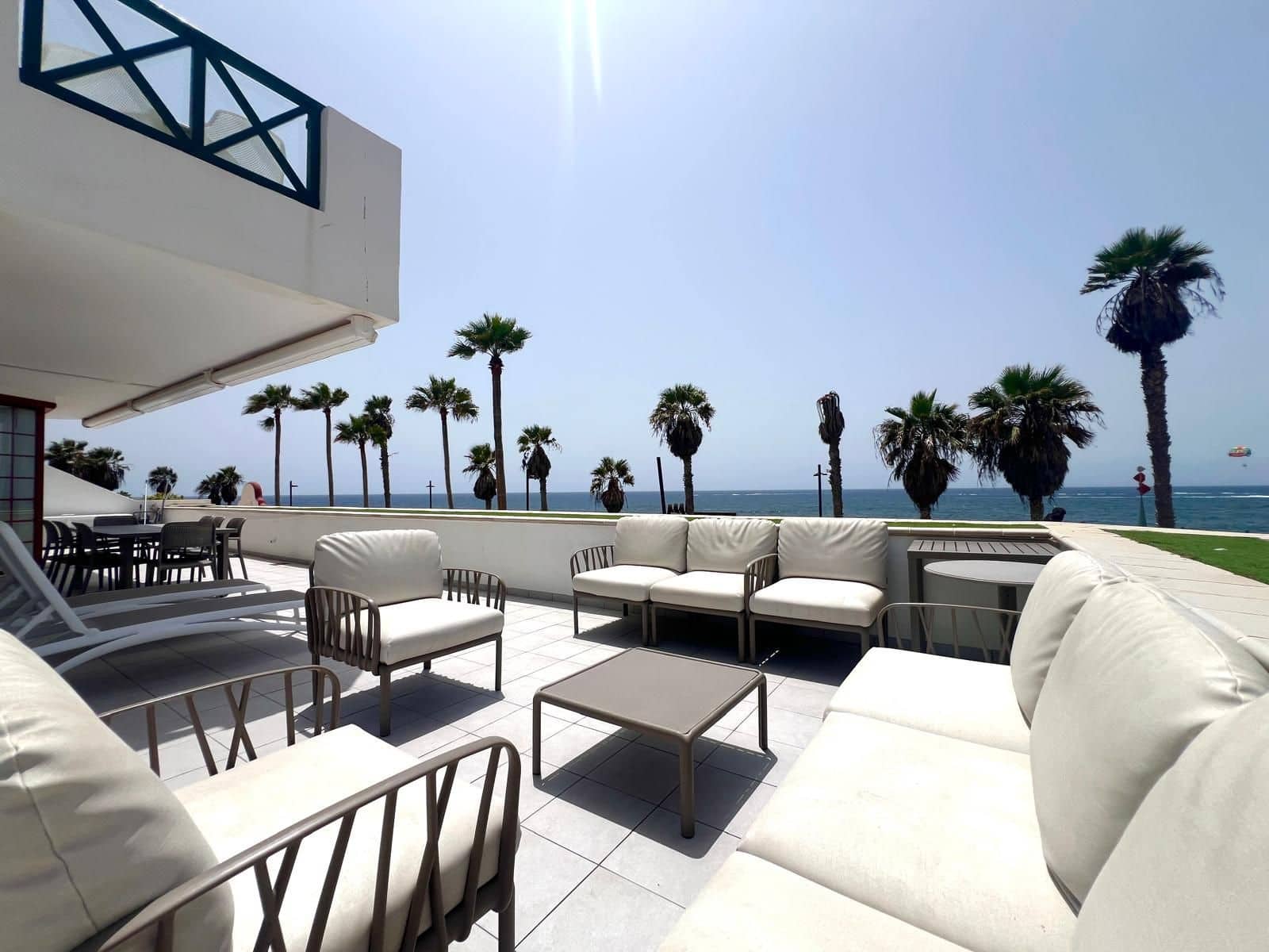 3 soverom Leilighet til salgs i Playa de las Americas med svømmebasseng - € 2 350 000 (Ref: 10118725)