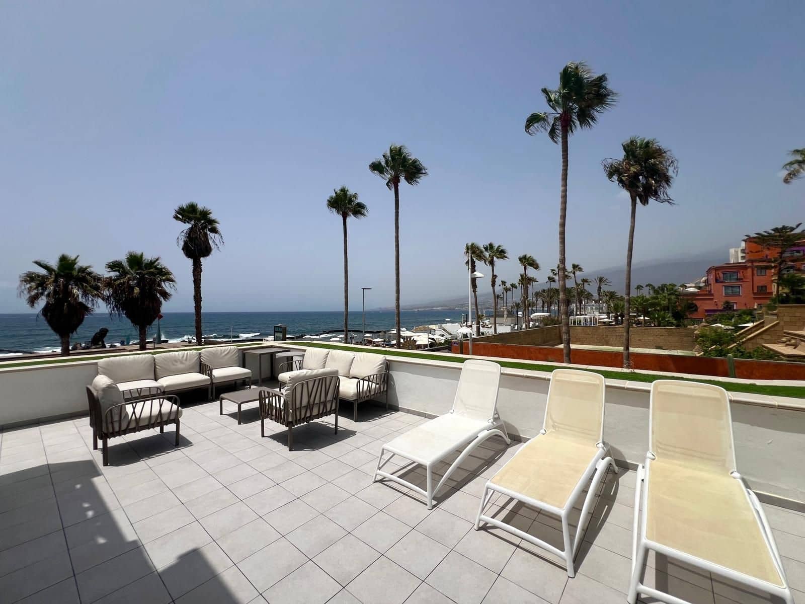 3 soverom Leilighet til salgs i Playa de las Americas med svømmebasseng - € 2 350 000 (Ref: 10118725)