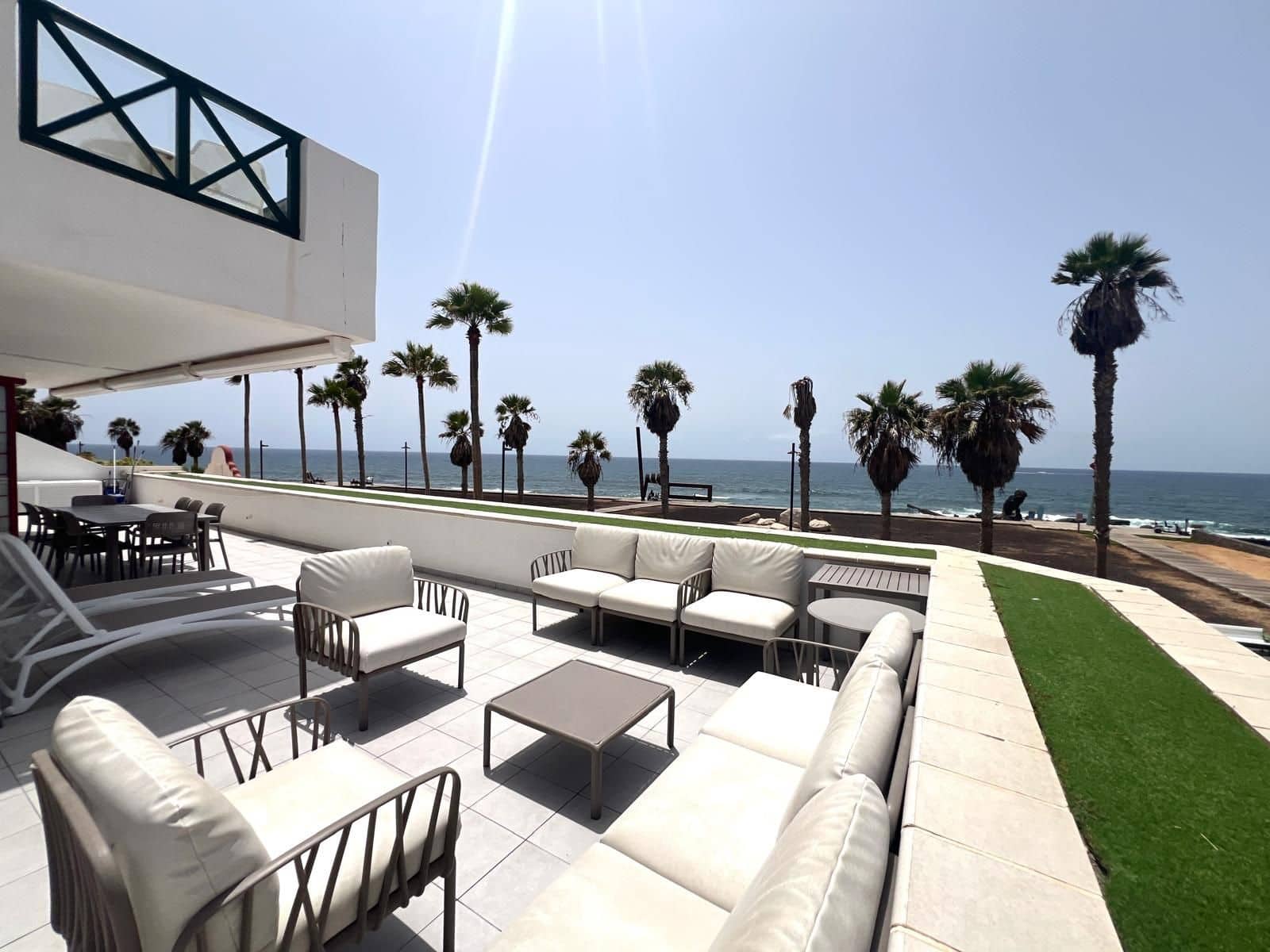 3 soverom Leilighet til salgs i Playa de las Americas med svømmebasseng - € 2 350 000 (Ref: 10118725)
