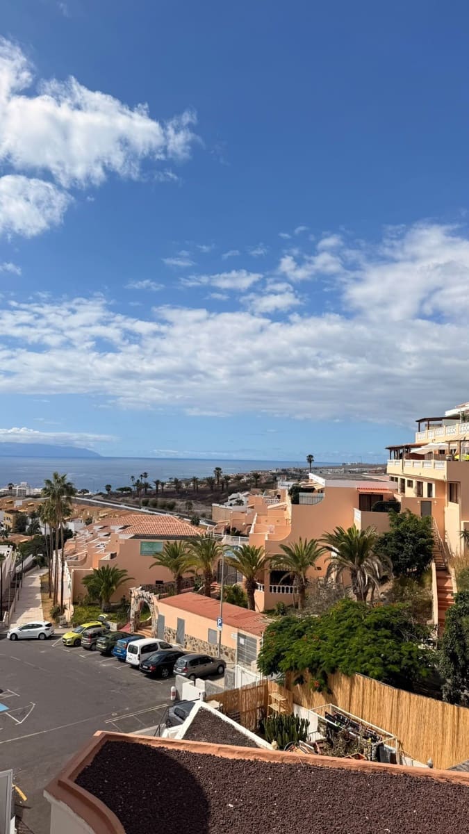 2 soveværelse Byhus til salg i Costa Adeje med swimmingpool - € 360.000 (Ref: 10154572)