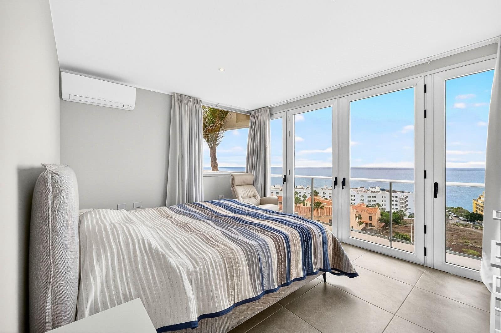 2 slaapkamer Penthouse te koop in Amarilla Golf met zwembad - € 467.000 (Ref: 10157202)
