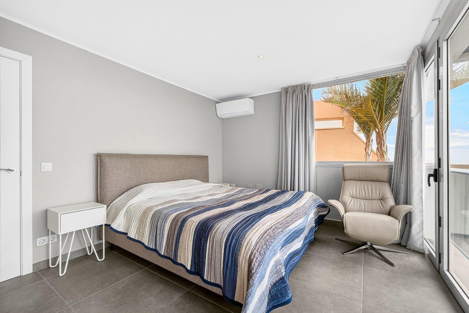 2 slaapkamer Penthouse te koop in Amarilla Golf met zwembad - € 467.000 (Ref: 10157202)