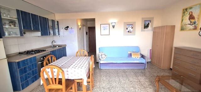 1 soverom Leilighet til salgs i Los Cristianos, Arona med svømmebasseng garasje - € 249 000 (Ref: 10166073)