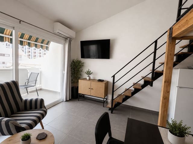 1 soverom Leilighet til salgs i Los Cristianos, Arona med svømmebasseng - € 299 000 (Ref: 10168144)