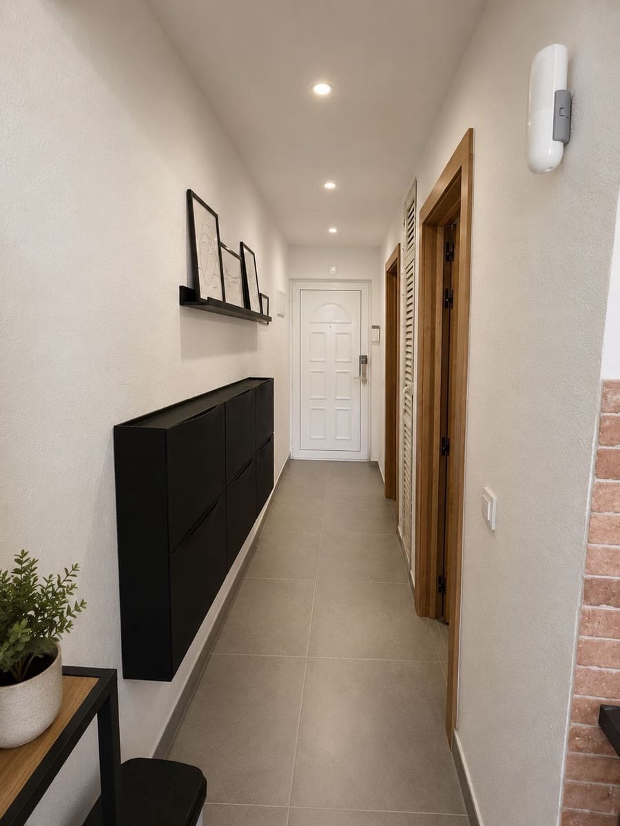 1 soverom Leilighet til salgs i Los Cristianos med svømmebasseng - € 299 000 (Ref: 10168144)