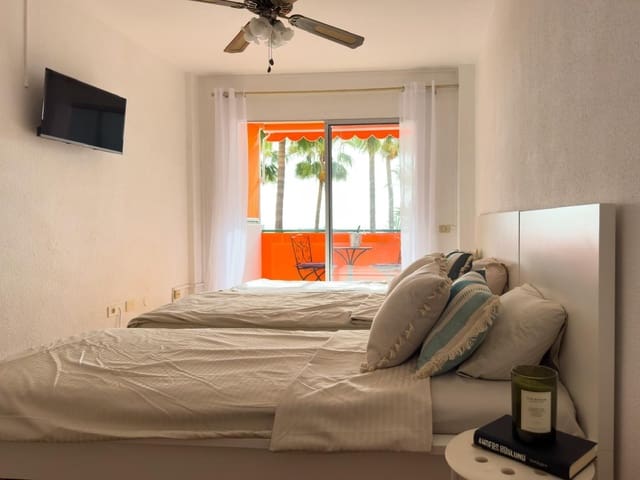 Lejlighed til salg i Los Cristianos, Arona med swimmingpool garage - € 240.000 (Ref: 10176340)