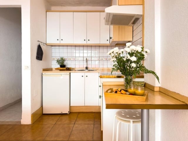 Lejlighed til salg i Los Cristianos, Arona med swimmingpool garage - € 240.000 (Ref: 10176340)