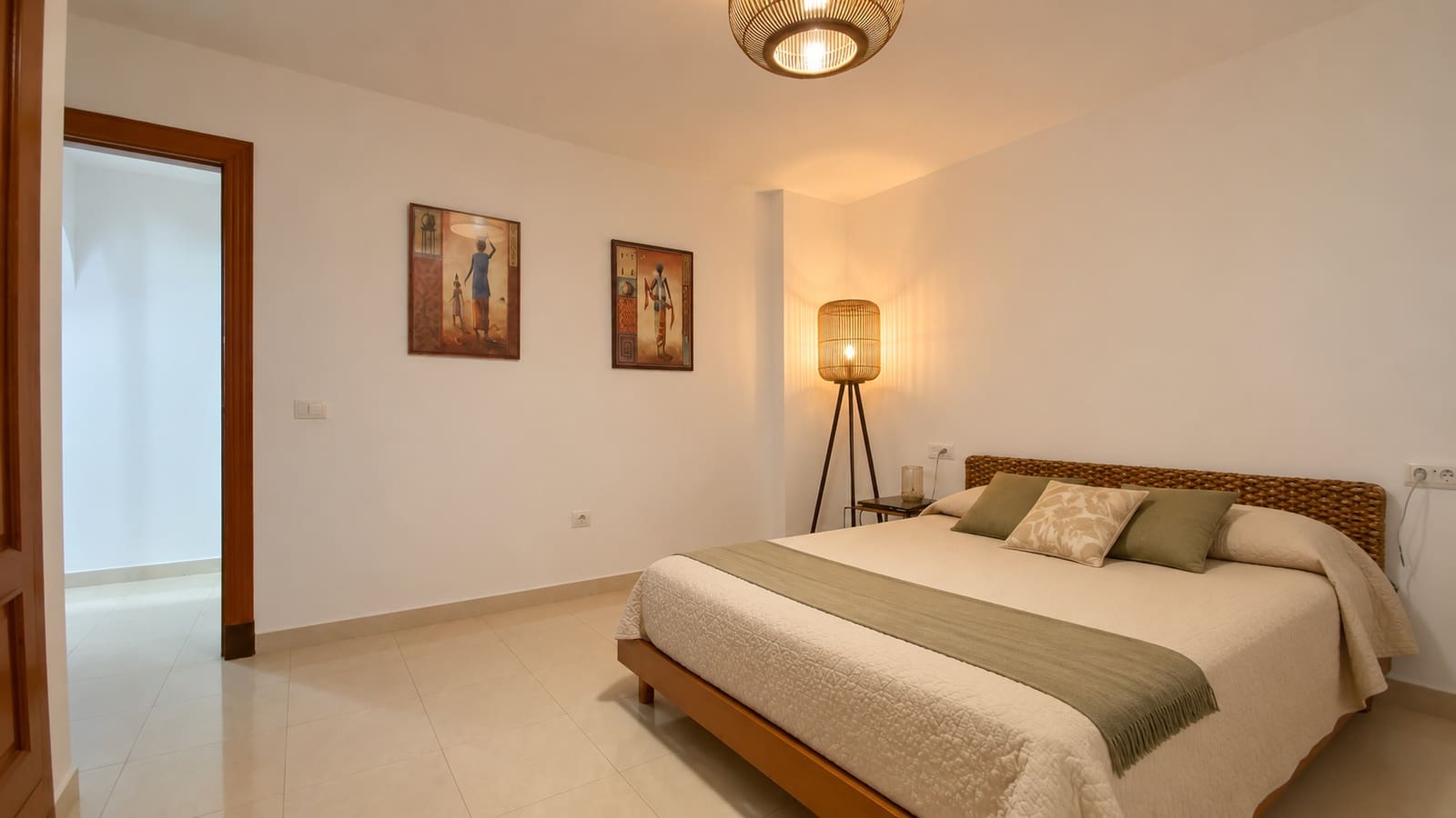 2 soverom Leilighet til salgs i Costa Adeje med svømmebasseng garasje - € 330 000 (Ref: 10179923)