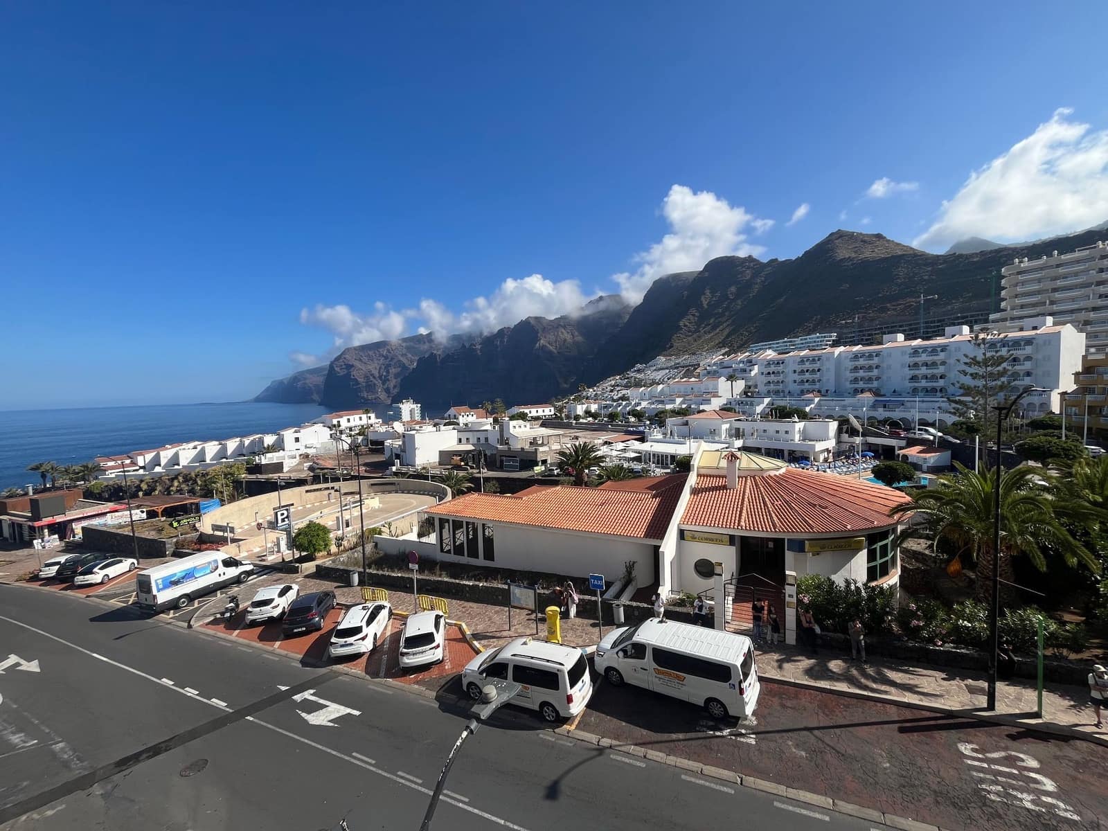 Apartamento de 2 habitaciones en Puerto Santiago en venta con garaje - 249.000 € (Ref: 10179925)